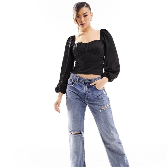 Abercrombie + Fitch | Pleated Long Sleeve - Picture 4 of 12